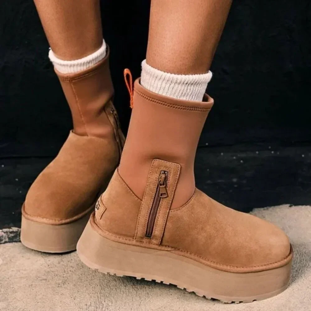 UGG Wheat Classic Dipper Winter Platform Boots Size 9